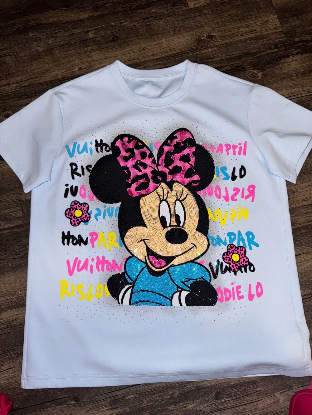 Light Blue Graphic Bow Print T-Shirt Size L